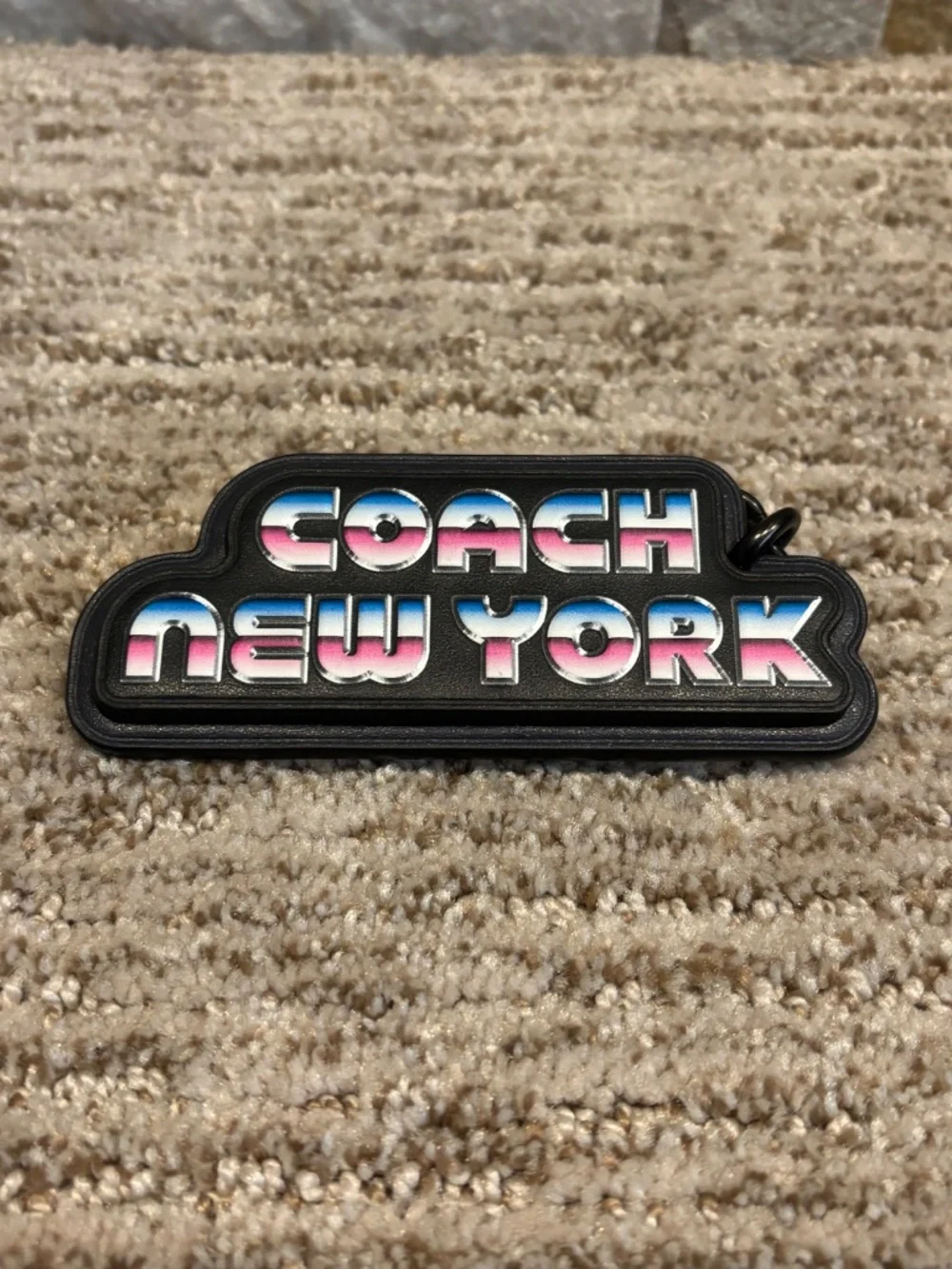 Coach NYC “80s Style” Logo Bag Clip/Keyring - Picture 4 of 8